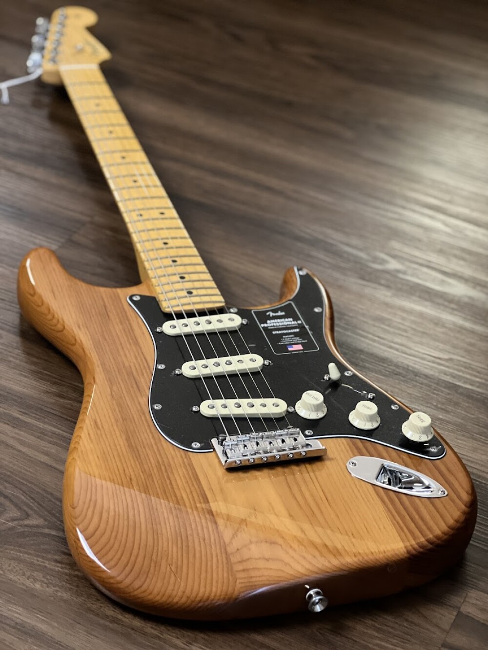 Fender American Professional II Stratocaster with Maple FB in